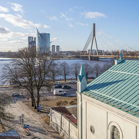 Daire Castle Street Rooftop Retreats By Innorental Riga